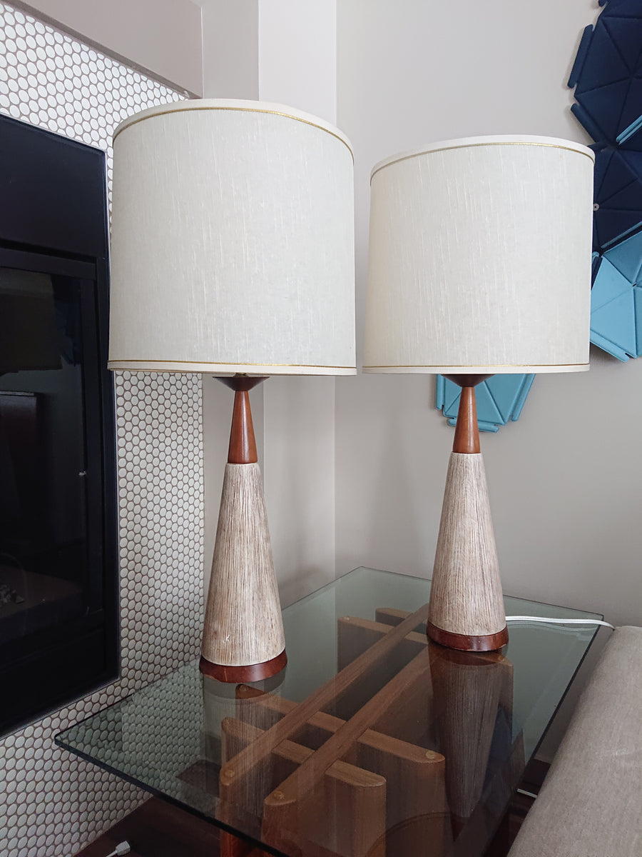 Lucite & Brass Torchiere Floor Lamp – Brassy Beehive