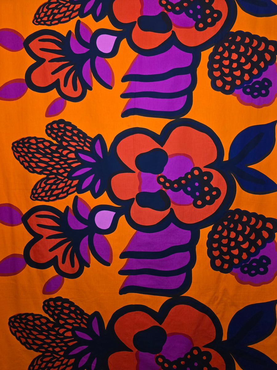 Marimekko Oona Fabric 1969 – Brassy Beehive