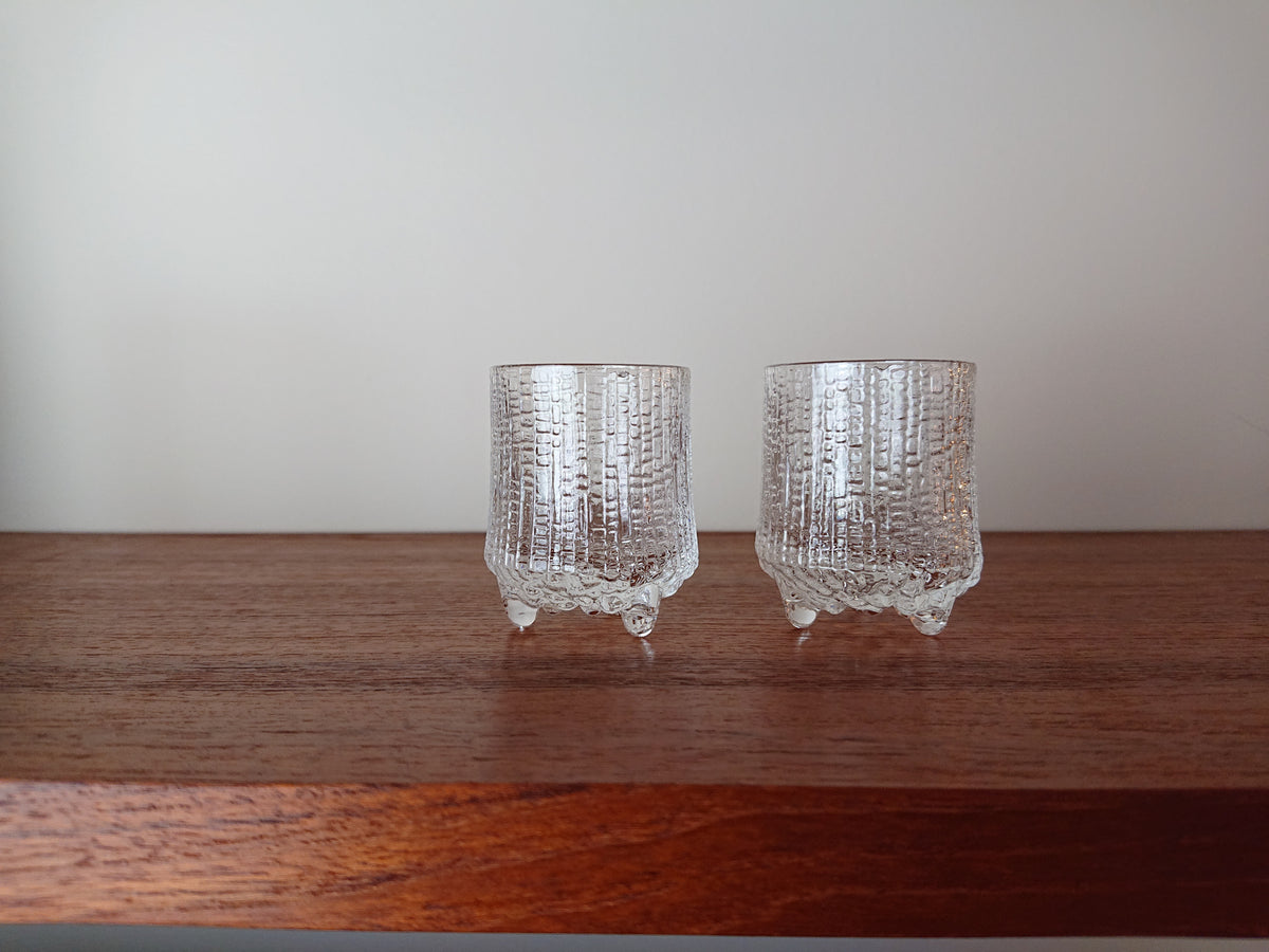 Iittala Ultima Thule Cordial Shot Glasses Pair Brassy Beehive