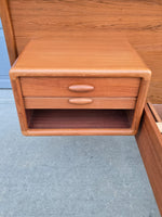 Dyrlund Teak Queen Platform Bed