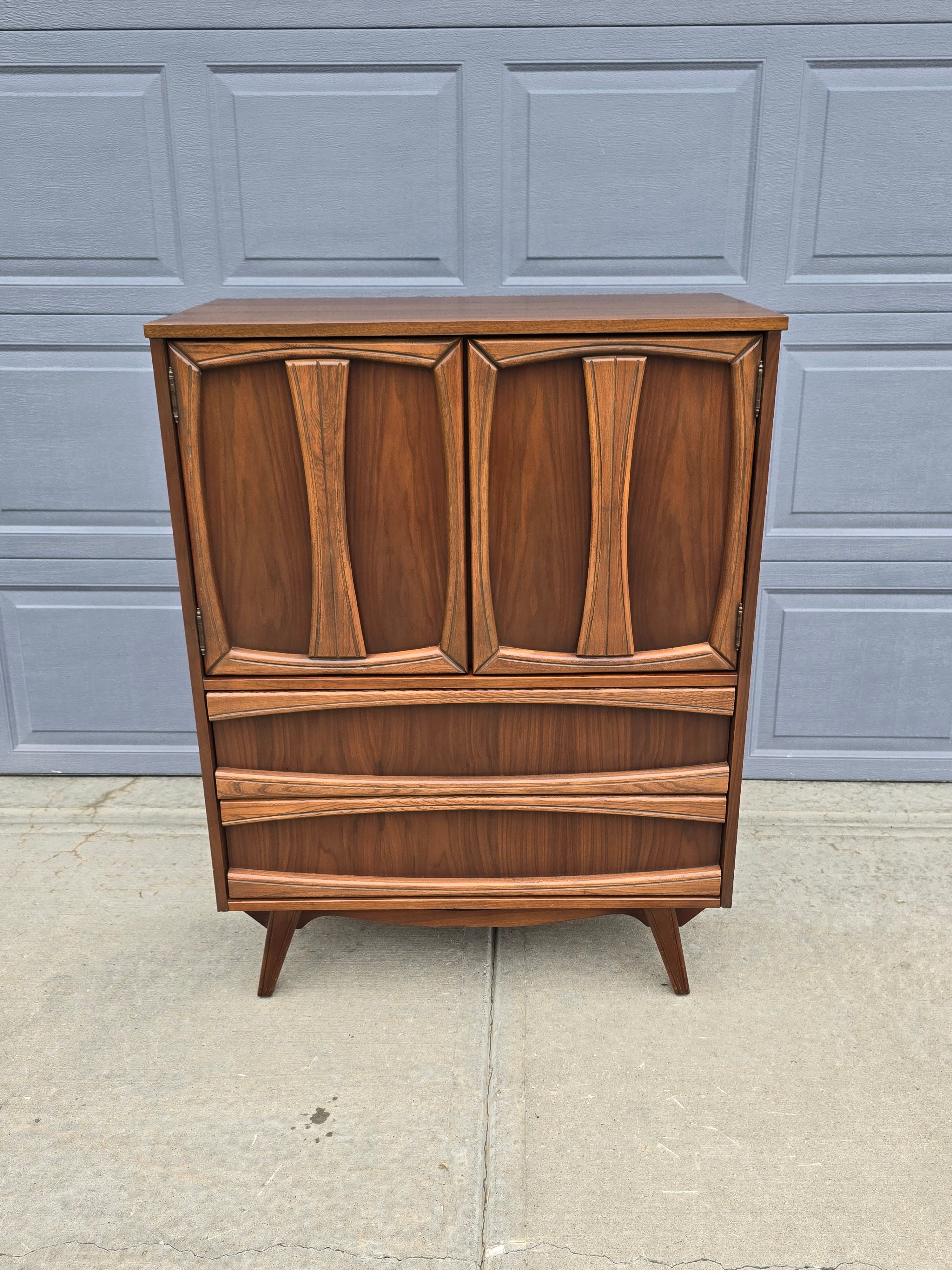 Upright Cedar Chest with Drawers