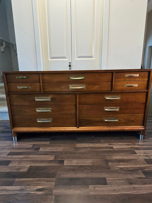 Willett Trans-East Solid Cherry 12 Drawer Dresser w/ Mirror