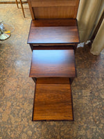 Kvalitet Form & Funktion Rosewood Nesting Tables
