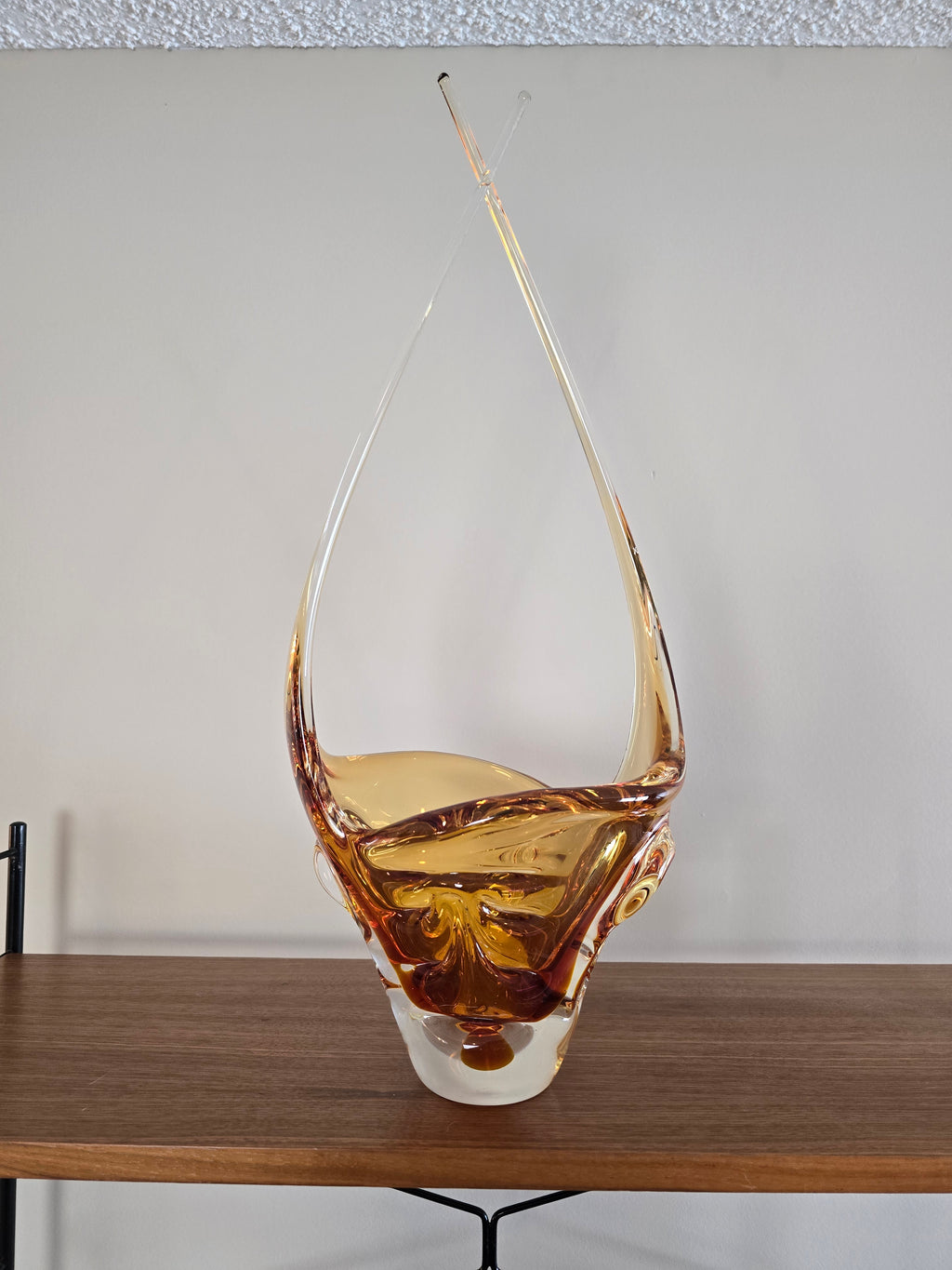 Lorraine Glass Amber Basket