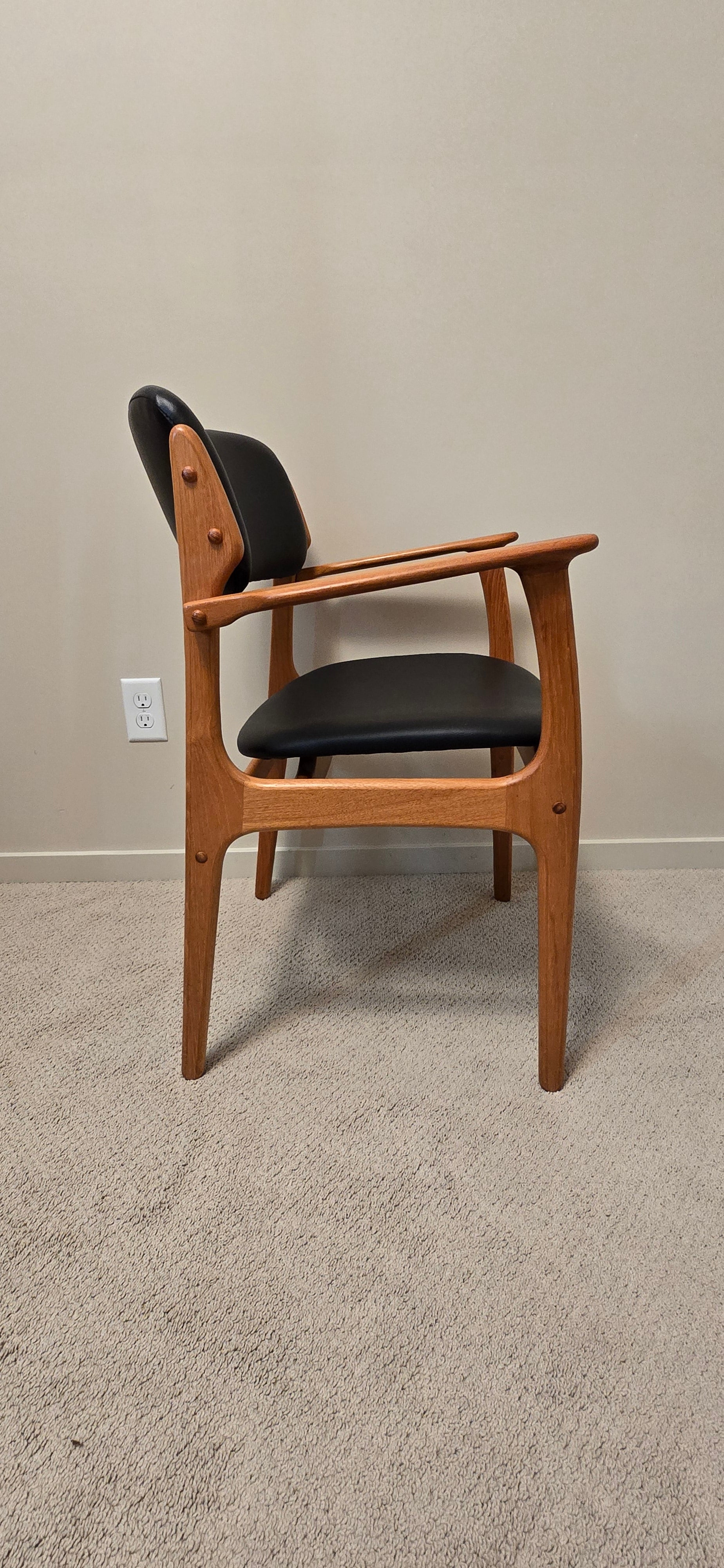 Erik Buck for O.D. Mobler Teak Dining Chairs x6