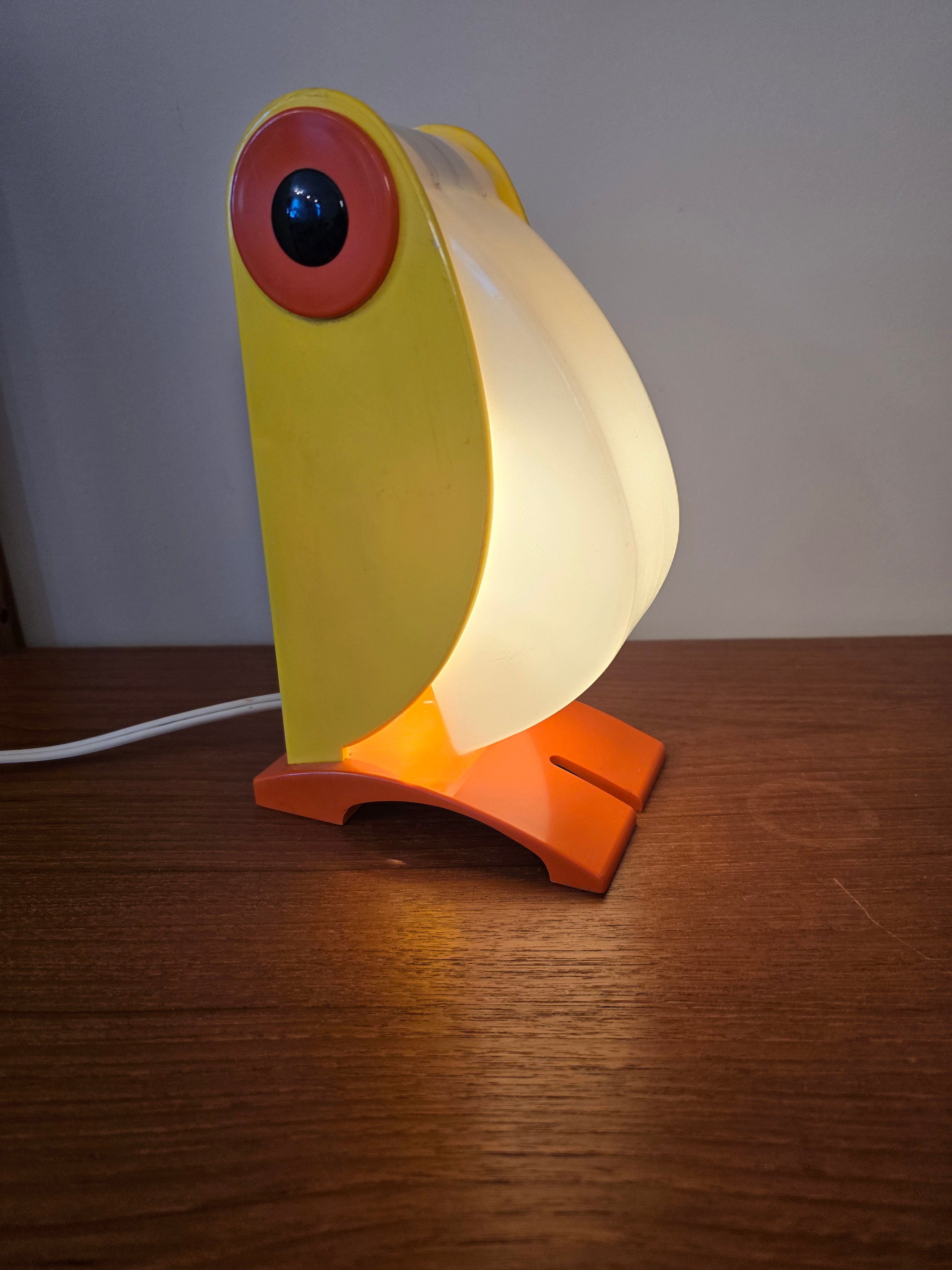 Old Timer Ferrari Toucan Lamp