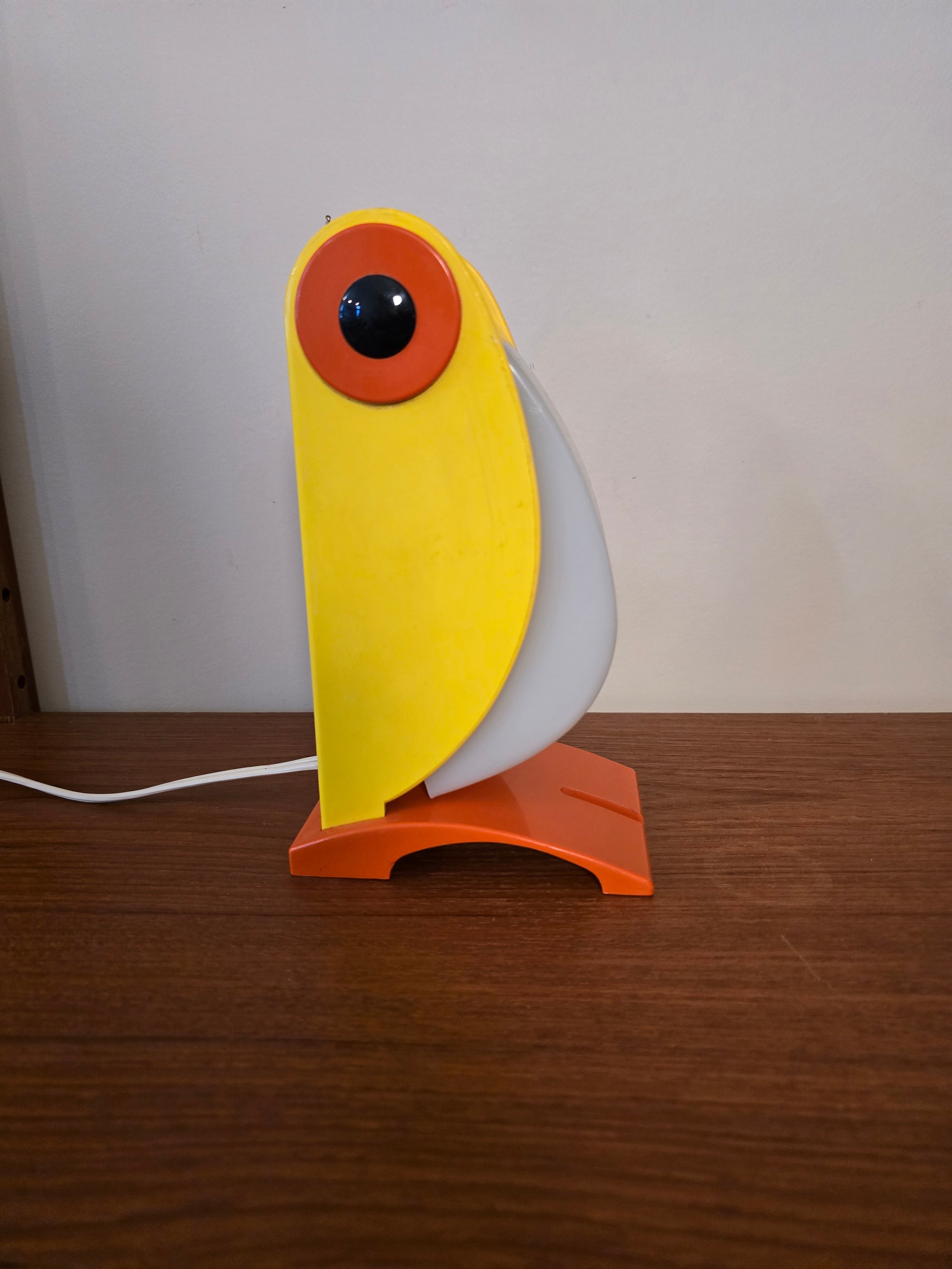 Old Timer Ferrari Toucan Lamp