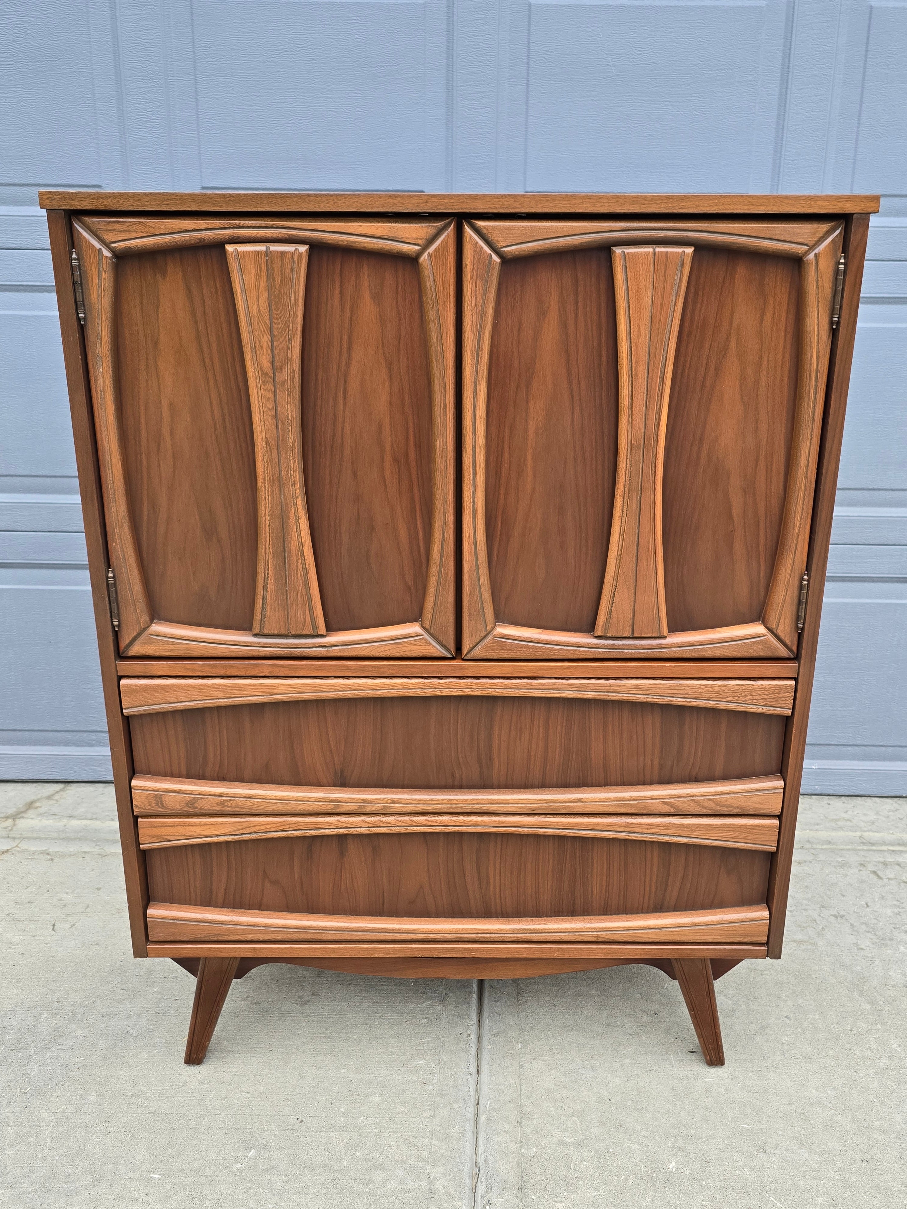 Upright Cedar Chest with Drawers