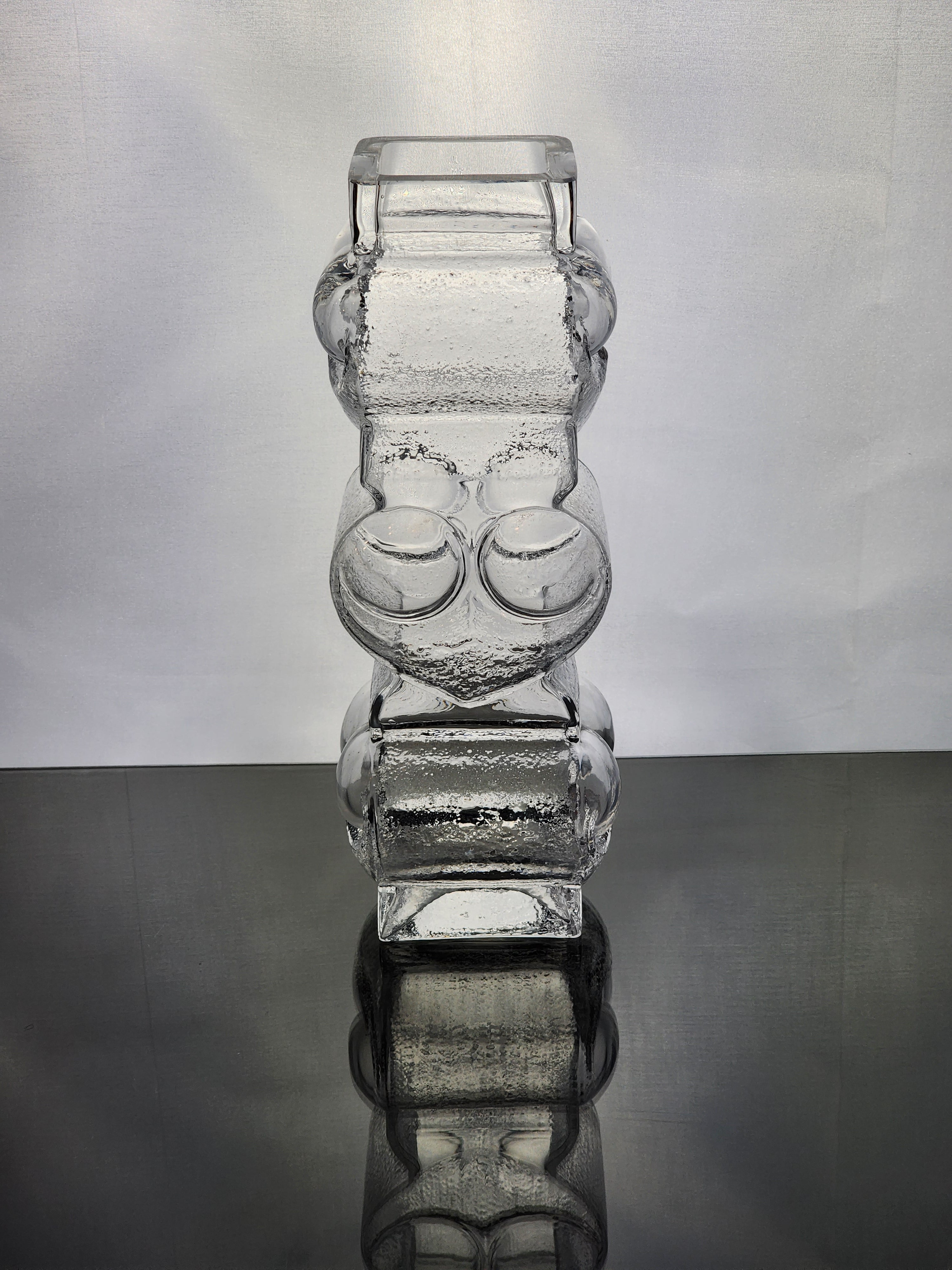 Lars Hellsten for Skruf Owl Vase