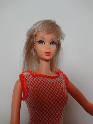 1966 #1162 Twist N Turn Barbie Summer Sand