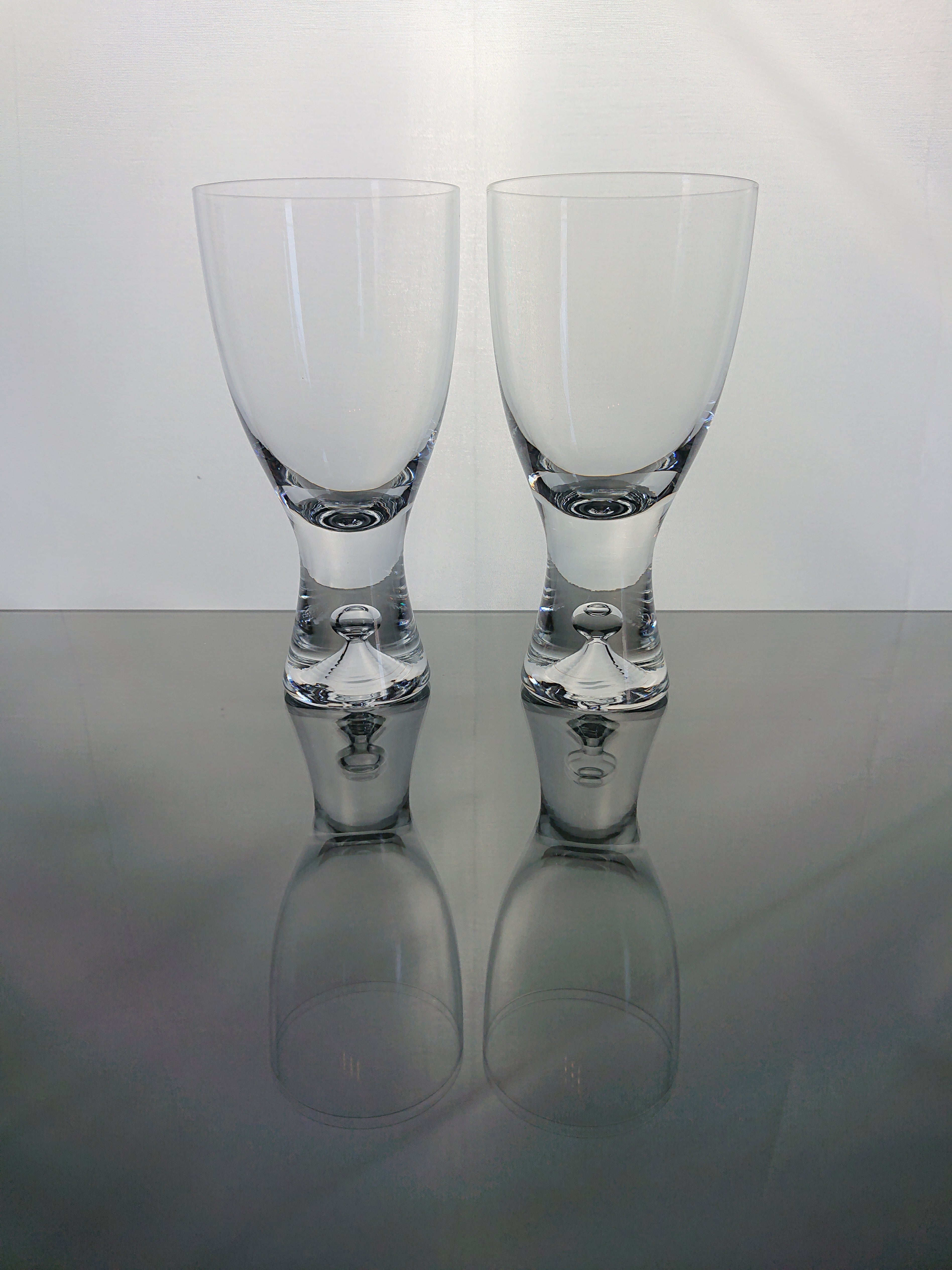 Iittala 'Tapio' 6oz White Wine Glass - pair